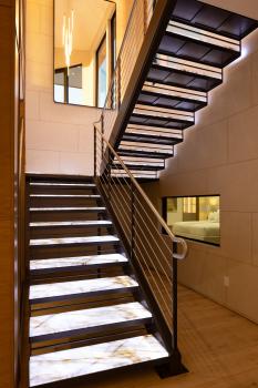 26-126-3364-17miledrivestairs.jpg #79